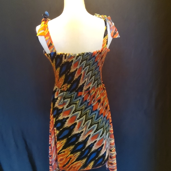 Allen B. Multicolor Top 🔥 Sale $10 - Picture 5 of 5